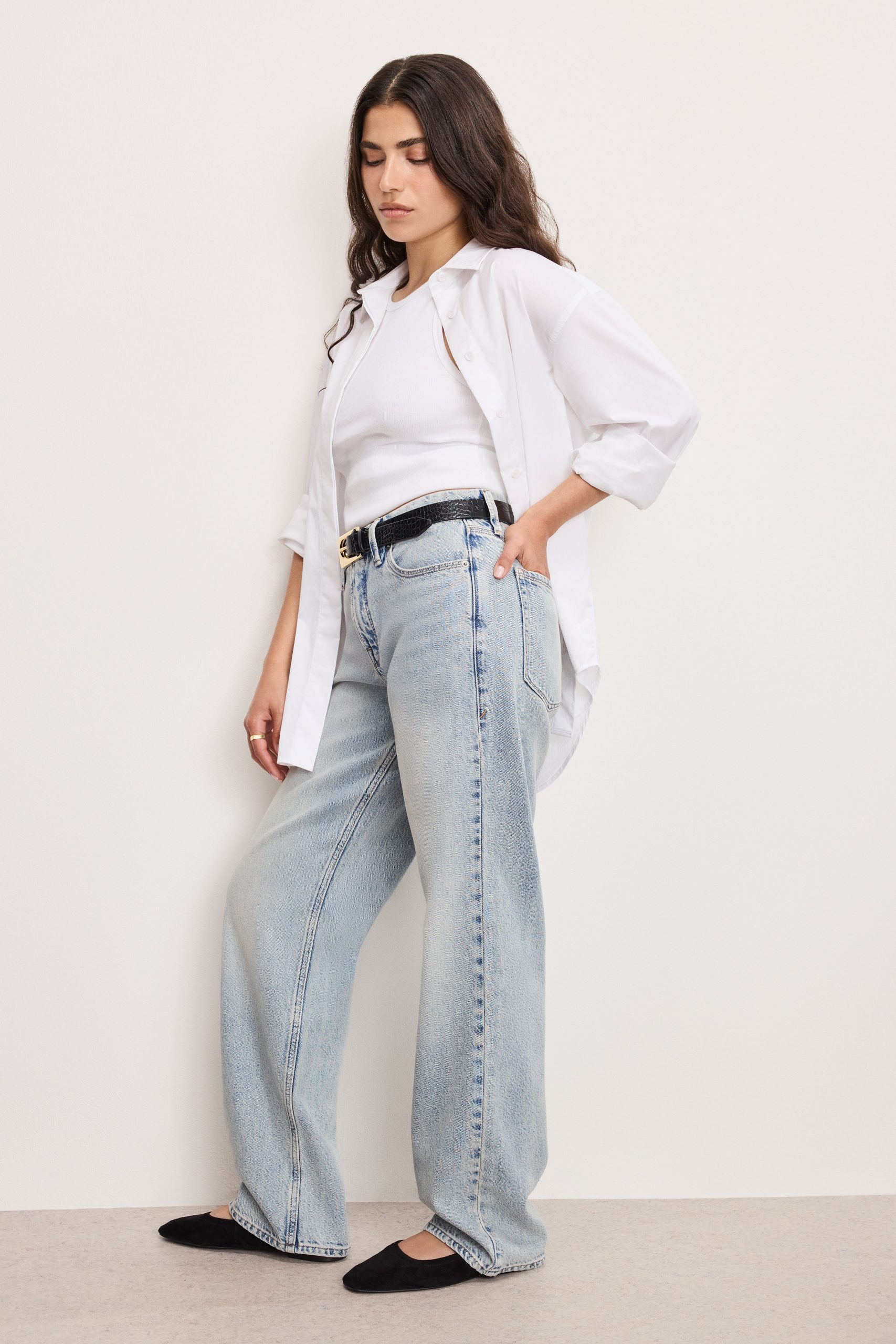 GOOD PETITE 90s RELAXED JEANS | INDIGO1075 - Image 4