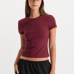 THE BABY TEE | BERRY NOIR